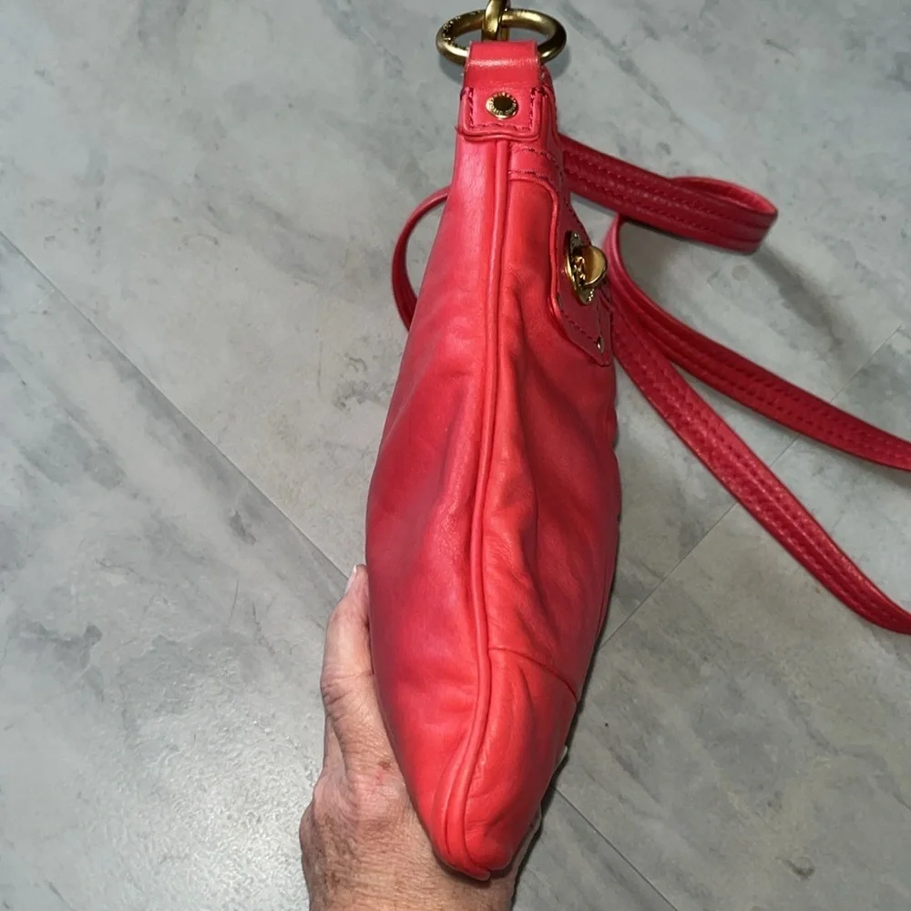 Marc by Marc Jacobs  Crossbody bag   coral red  GUC refurb. 2 Turnlock Front Poc